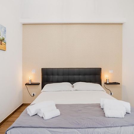 Pietramare Luxury Suites Бари Екстериор снимка