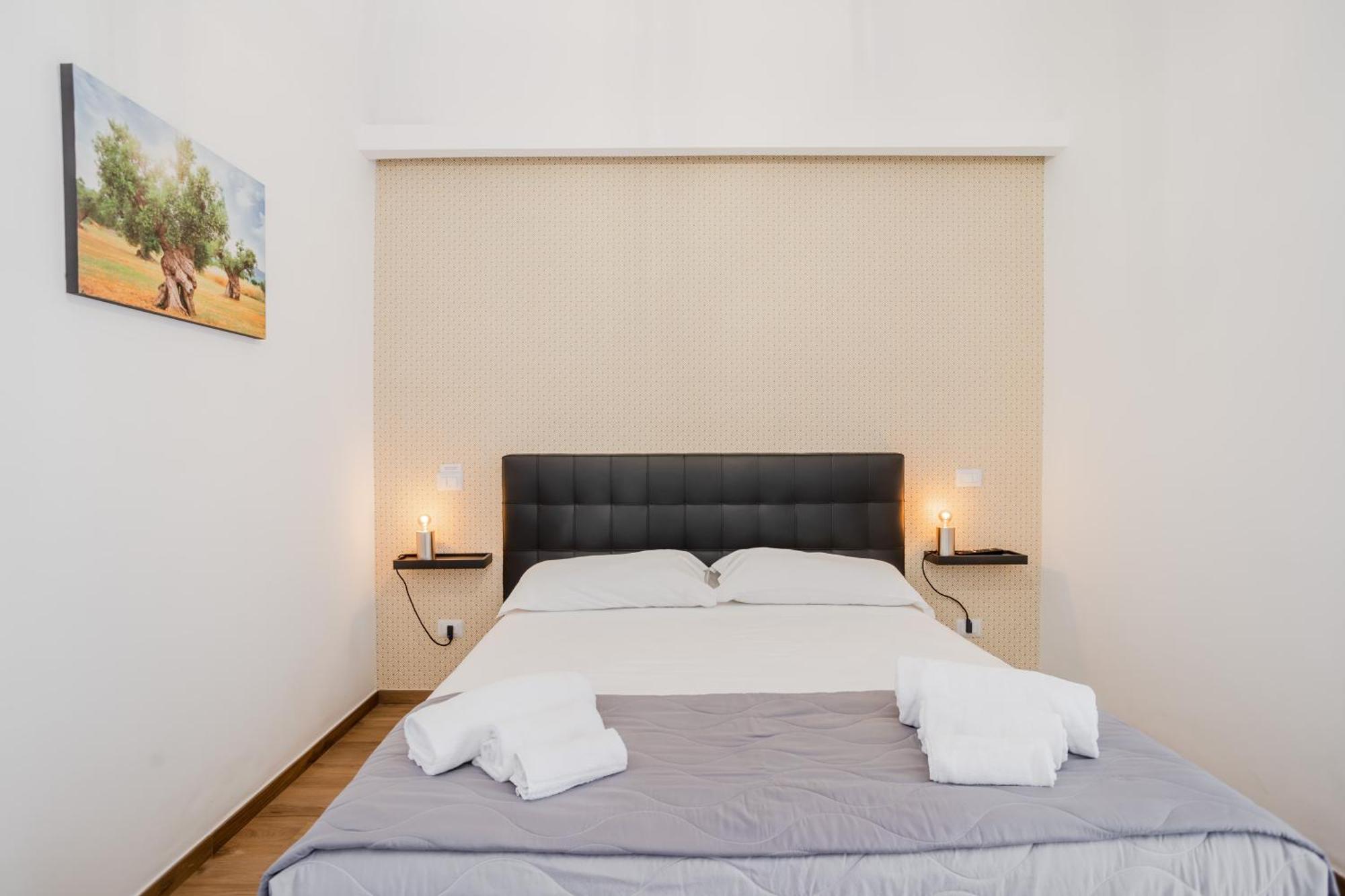 Pietramare Luxury Suites Бари Екстериор снимка
