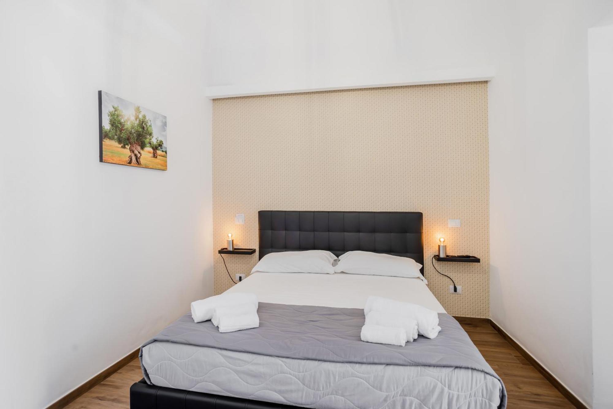 Pietramare Luxury Suites Бари Екстериор снимка