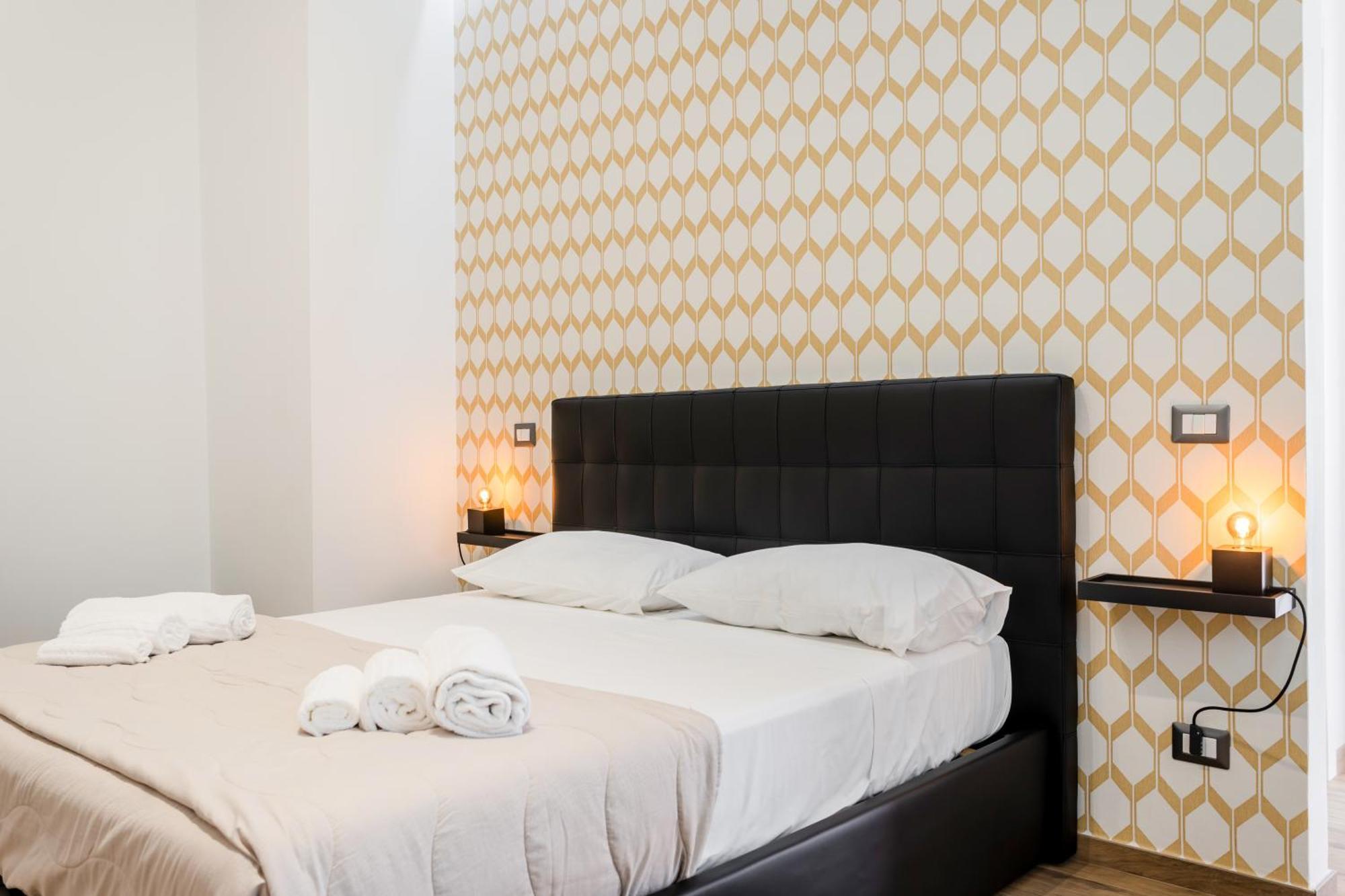 Pietramare Luxury Suites Бари Екстериор снимка